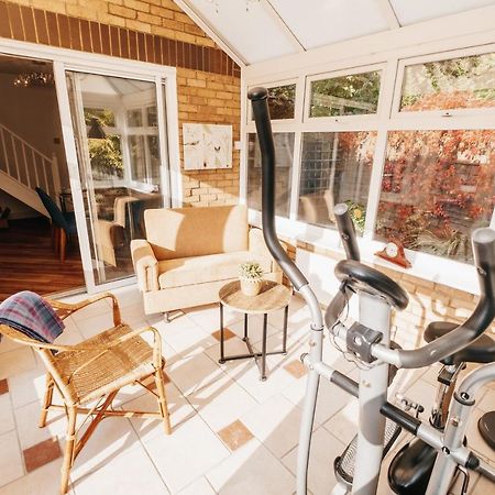 Booker Avenue House - 4 Bedroom House With Garden And Parking Milton Keynes Exterior foto